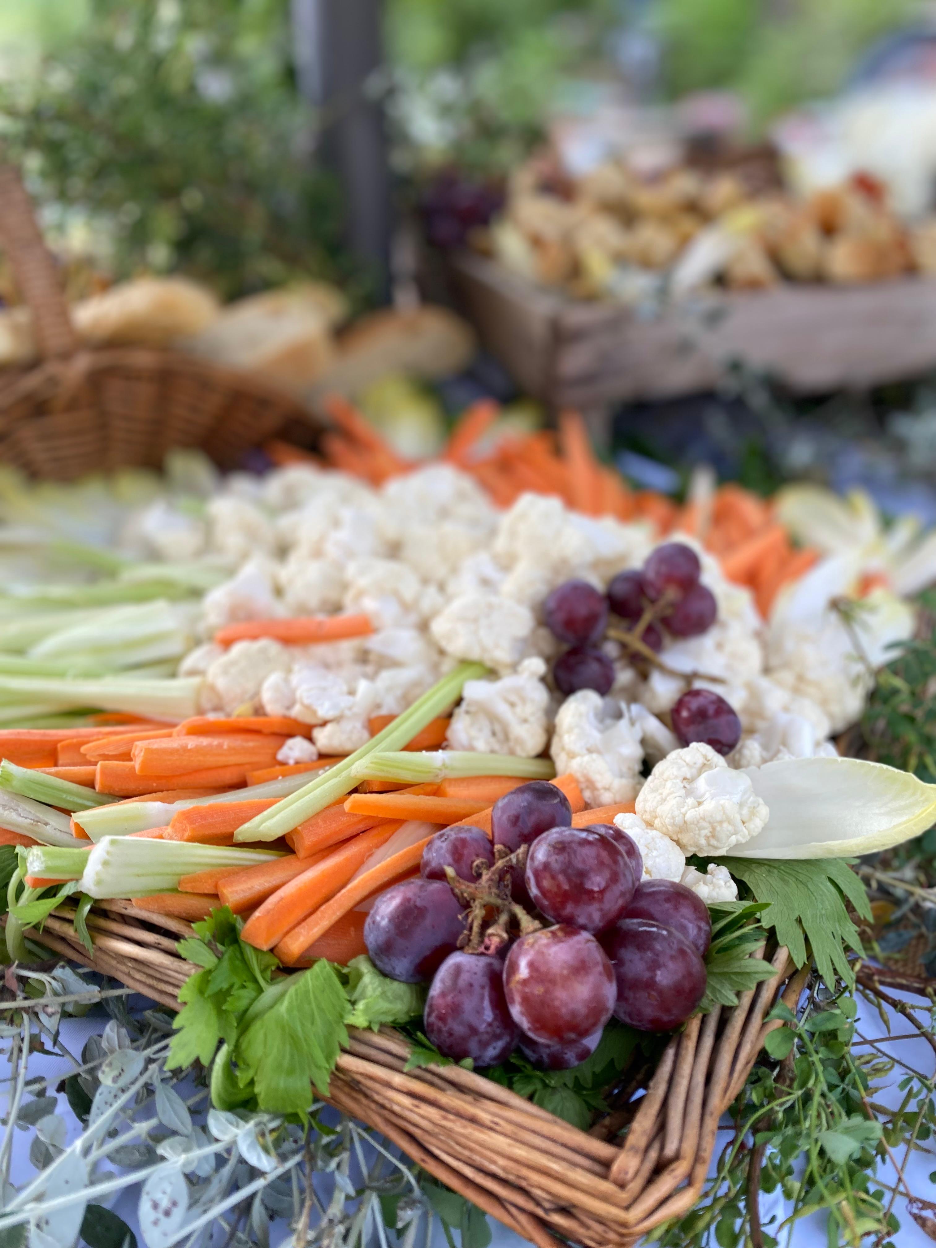 Panier de crudités fraîches